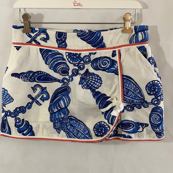 Lilly Pulitzer Pants - Lilly Pulitzer Stuffed Shells Skort size 4